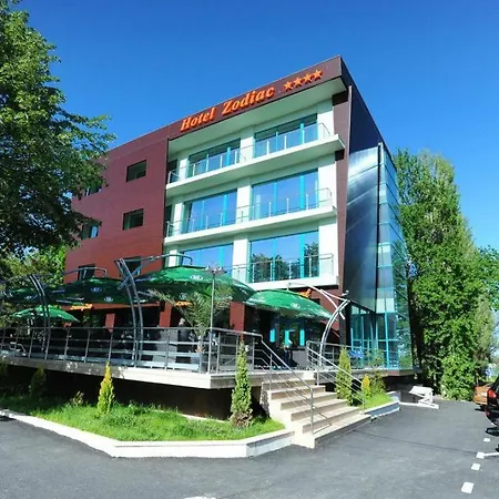 Apartament Zodiaccc 콘스탄차